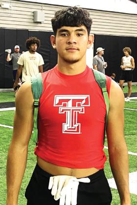 Set on improving Dimmitt Bobcats football, Isiah Sifuentez had the opportunity to learn from one of the nation’s top running backs, Tahj Brooks, at his fourth Texas Tech football camp. Sifuentez also attended the Eastern New Mexico University football camp in Amarillo earlier in the summer.