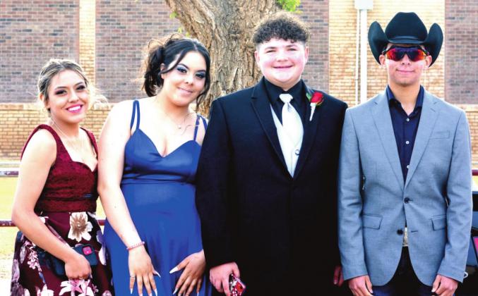 Hart Prom Goes Italiano