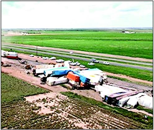 A major train railway accident was reported last Wednesday morning, when 17 cars of a BNSF Railway intermodal train derailed on the railroad’s Southern Transcon northeast of Hereford. The derailment occurred on the Hereford Subdivision, between the towns of Dawn and Hereford near the intersection of Highway 60 and DD. There were no injuries to the train crew. BNSF responded quickly and were on site with equipment to clear the area and restore the track. BNSF said in a statement it reopened one of the two ma