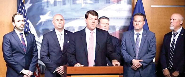 Arrington defends border policy