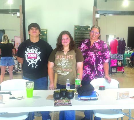 Mason Smith, Martina Putman and Ruth Putman. CSN Photos/ Taire Knight