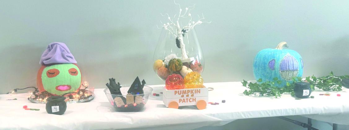 Lucky Peddlers Show Draws Crowds to Shamrock Convention Center