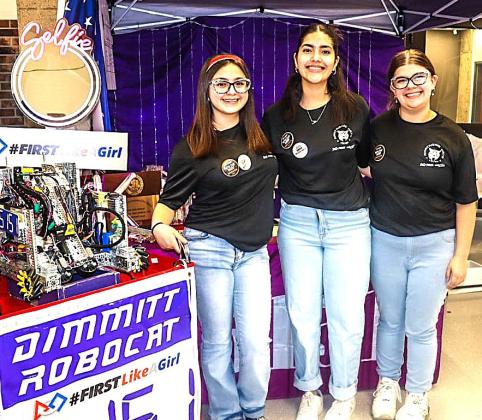 Dimmitt Robotics 15151 went 4-1 in the prelims and 2-2 in the finals to place 3rd. Team members include Sarah Morales, Arianna Mendoza and Anistynn Birdwell.