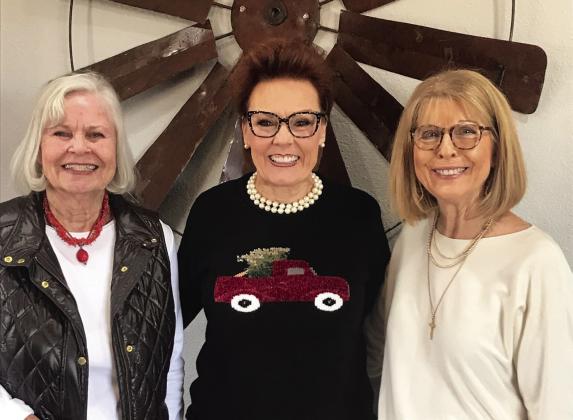 Ann Murrell, Linda Littlefield and Nancy Montague were Santa’s helpers for the Progressive Club Christmas party at Tule Lake Country Club