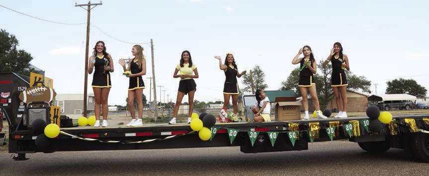 Kress High School Cheerleaders