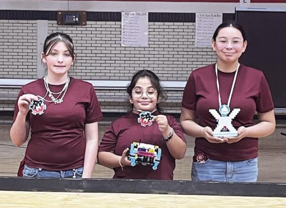 Team 2 - Ellianah Chambers, Anabell Ramirez, Liliana Rivera - 1st Place Programming
