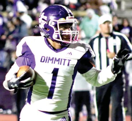 Bobcats wide receiver Adrik Bustos collects a reception during the Spearman game. (Dimmitt Sports Media)