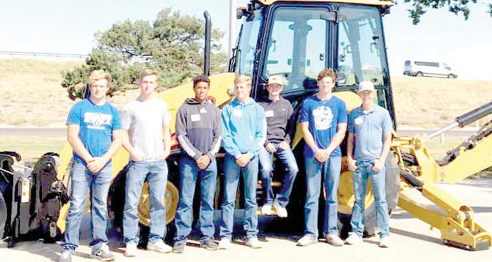 Naz FFA students