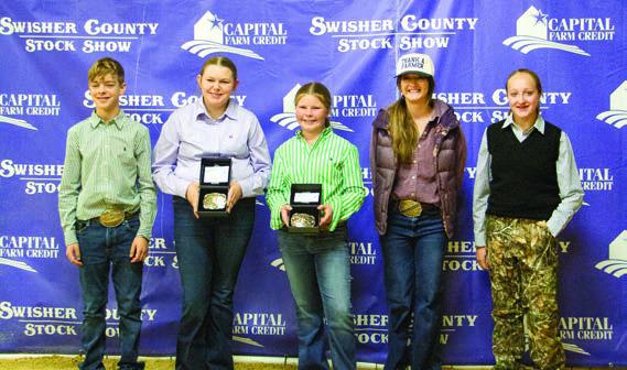 Intermediate Lamb Showmanship - 2nd - Chisom Sturgess, 1st - Claire Martin