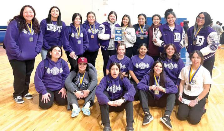 DHS lifters power through season