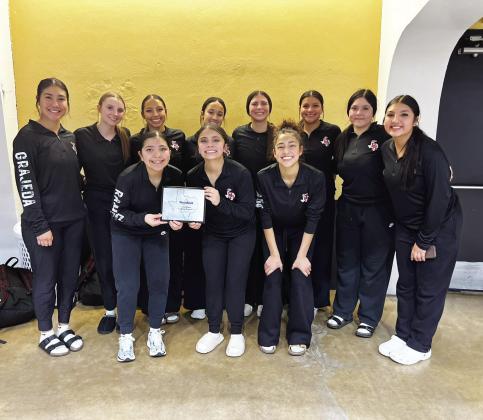 The Lady Whitefaces finished second at the Brownwood TexasBank Holiday Classic held during the Christmas break. Congrats Lady Herd!