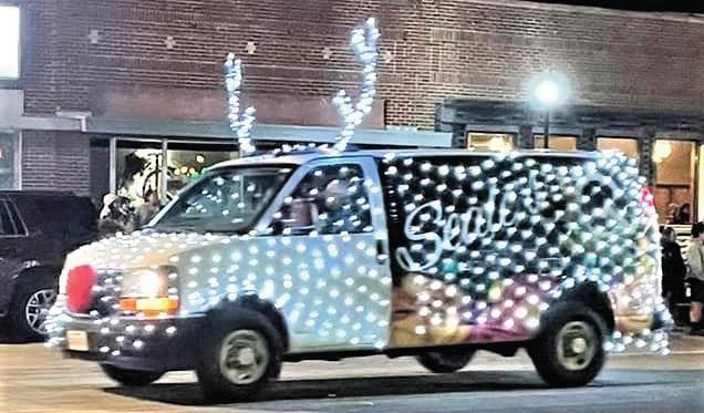 Chamber Parade of Lights Fun