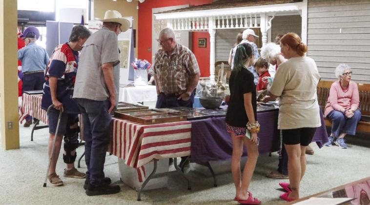 Swisher County Museum hosts Mike Hanna