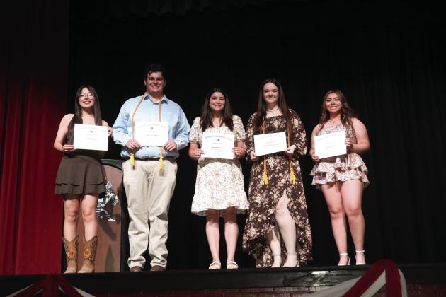 UIL Scholars: Scarlett Chavez, Luke Moore, Brianna Evans, Avary Wesley, and Anayeli Barajas.