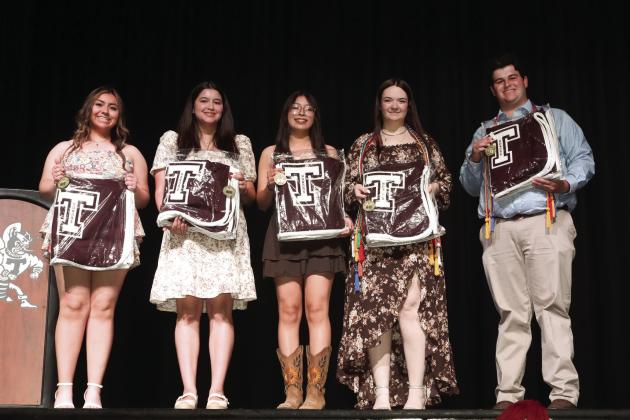 Top 10%: Anayeli Barajas, Brianna Evans, Scarlett Chavez, Avary Wesley, and Luke Moore.