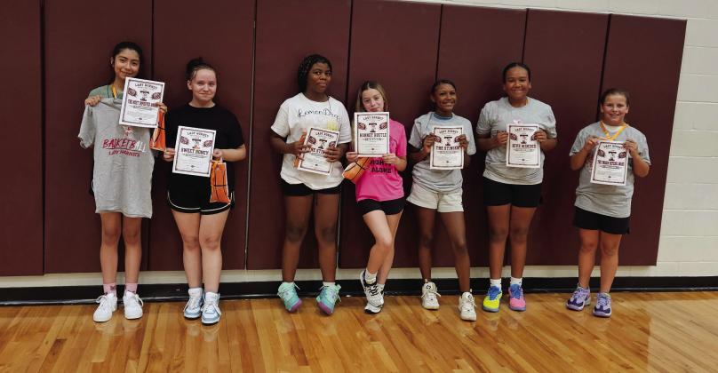 Lady Hornet Basketball Camp Grades 6-8 Alizon Giol-lara (Most Improved), Fellonny Wells (Sweet Honey Award), Ka’liana Powell (The Stinger Award), Kaymilla Guerra (Hornet Hustle), Rae’lynn Basaldua (The Stinger Award), Gabi Romero (Hive Minded Award), Brynley Weiser (The Swarm Defense Award)