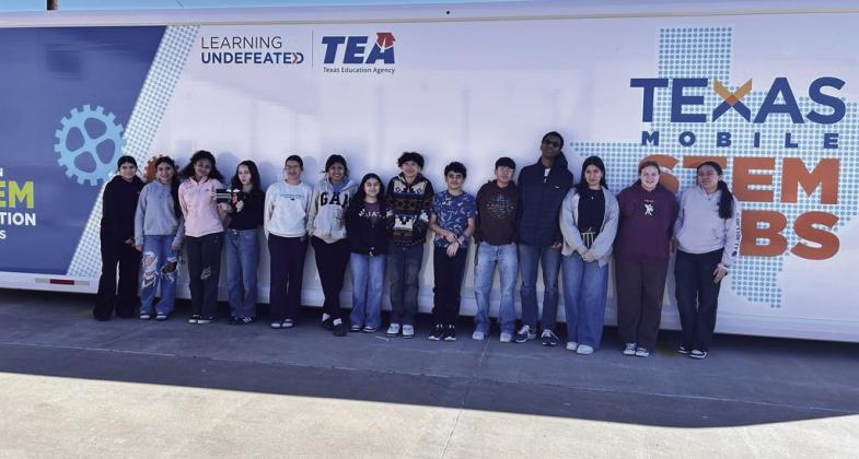 Last week Tulia Junior High Students were able to engage in a hands-on learning experience in the TEA Mobile Stem Laboratory. TEA has nine mobile units state wide, and offers a variety of lessons for Grades K-8. These students were challenged to design a prosthesis in a Biomimicry lesson.