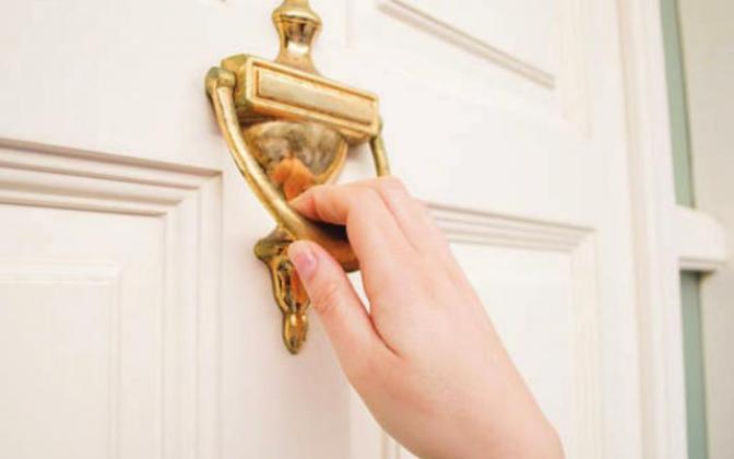 Naked knocker arrested in Lubbock