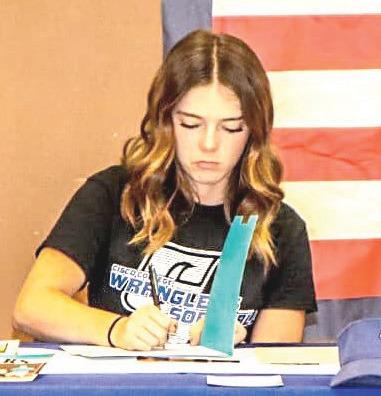 LaRue signs with Cisco Wranglers