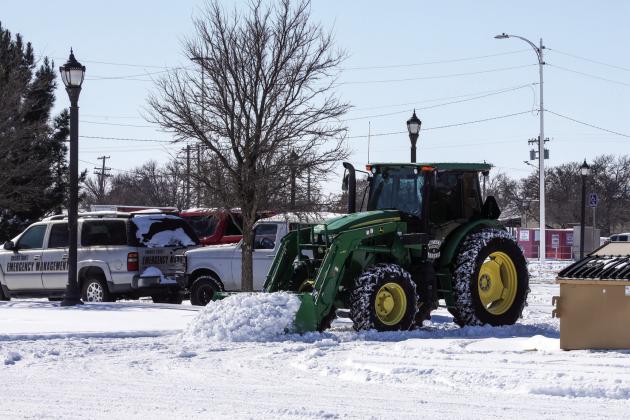 Snow removal at Swisher County Courthouse