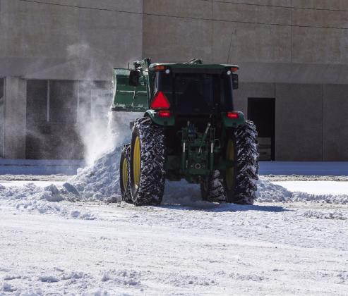 Snow removal at Swisher County Courthouse