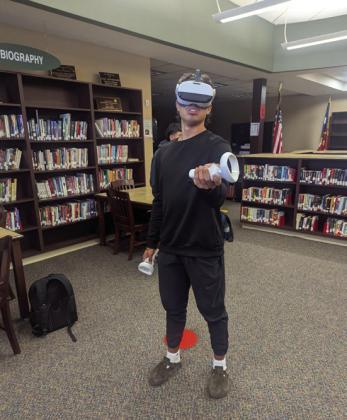 The future of skills looks bright! Seniors had a unique opportunity when Amy Turner, an Education Outreach Specialist from Workforce Solutions Panhandle, visited. She brought VR (Virtual Reality) goggles that allowed students to immediately see and practice essential skills in a career of their choice. This interactive, hands-on experience showcased how technology is transforming career training.