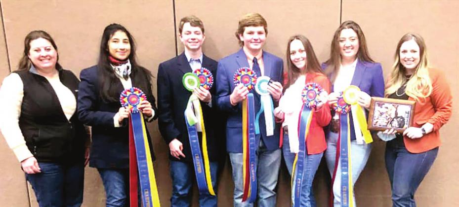TQHA Horse Judging Team Champs