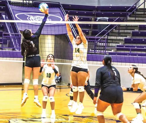 Bobbies start season with scrimmage, tourney