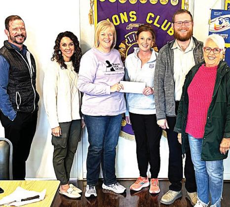 The Dimmitt Lions Club donated to the DISD SP4Kids Organization. The money will be used to support the program that feeds 150 DISD students each weekend. If you or your organization is interested in helping DISD SP4Kids, contact Kendra Cantrell at kendra.cantrell@dimmittisd.net