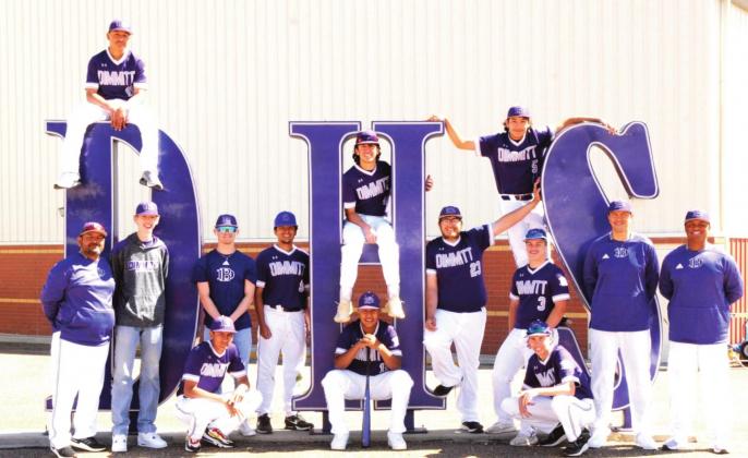2021 Dimmitt Bobcats Baseball – Javion Casas, Trey Aguero, Kobe Carpio, Edgar Lopez, Julius Carpio, Justice Velasquez, Jose Medina, Kaeson Melendez, Victor Flores, Martin Valles, Ryan Nino. Head Coach Jesus Quiroz; Assistant Coaches Matt Johnson and Nicky Gauna.