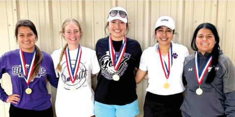 DHS Girls Golf team