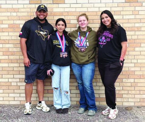 Lady Roo Powelifters had a great day at Regionals Sofia Cedillo placed 4th. Cortney Stidham placed 5th. Cortney also hit qualifying weight and will advance to state.