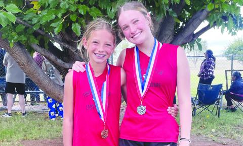 FEJH Lady Cougars competed in the district cross country meet and did great! Rylee Zybach-4th place. Adalyn McCarter-2nd place