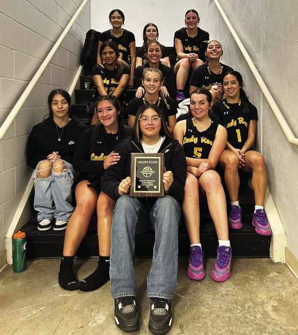 Lady Roos took 2nd Place in the Dimmitt Holiday Tournament!