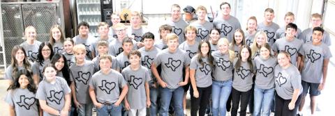 Nazareth FFA alumni donated $2,500 to the Hill Country floods Relief Fund through the Texas FFA Crisis Fund where 100% of the donation is directed to those in need and supports the hardest-hit communities, providing much-needed assistance to FFA members, their families, and agricultural science programs impacted by the disaster. Each student in the Naz FFA chapter received a Texas FFA T-shirt in support of the donation.