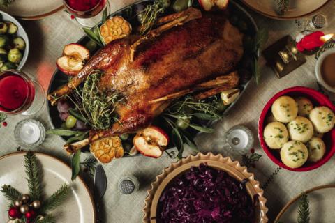 God bless the goose of the Christmas feast
