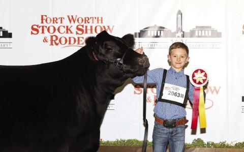 LOCAL STUDENT EARNS WIN AT FORT WORTH STOCK SHOW & RODEO