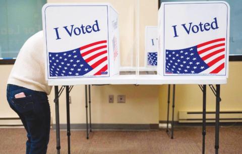 Texas voters give thumbs up to amendments