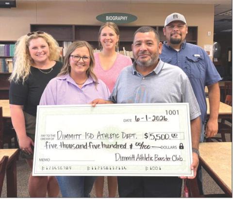 The Dimmitt Bobcats and Bobbies Athletic Booster Club is proud to support Dimmitt athletes and coaches by giving back to the athletic department through a donation from the booster club. Thank you to everyone who supports our students and helps make opportunities like this possible! Thank you to Coach Quiroz for attending the meeting on behalf of Coach Arias to receive the check.