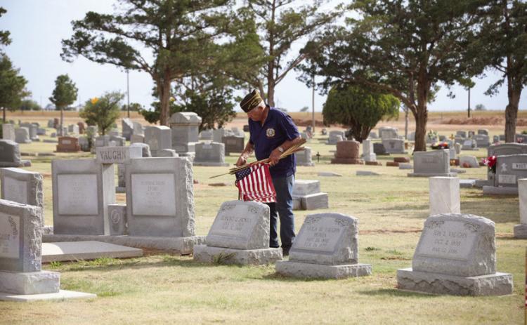 Flags Decorate Rose Hill Cemetery for Memorial Day