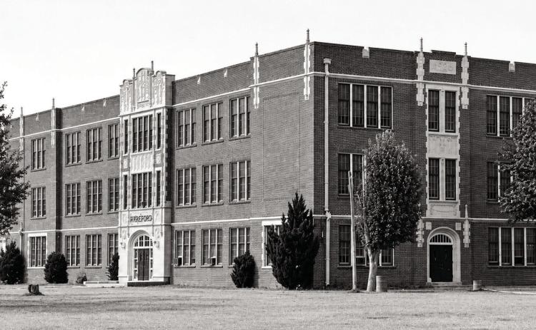 IN YOUNGER YEARS—This classic picture from the southeast corner of what was Hereford High School in 1926 and would in latter years become Stanton Junior High. On the east side, mid-building of the second floor, was the location of Carolyn Waters’ History classroom during the Stanton Junior High years.